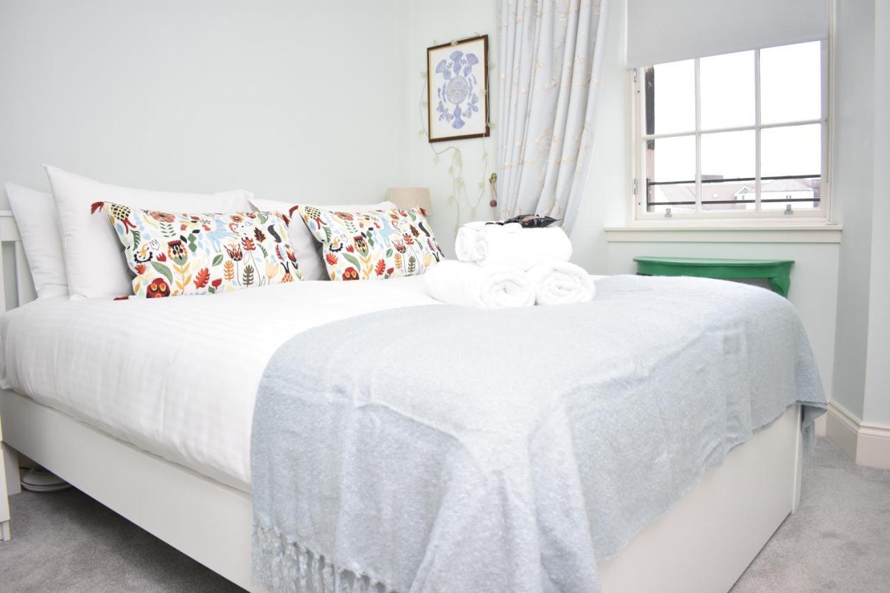 Bernard St - Bright And Spacious 1 Bed Apartment At The Shore! Edinburgh Dış mekan fotoğraf
