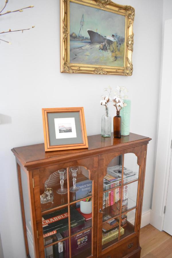 Bernard St - Bright And Spacious 1 Bed Apartment At The Shore! Edinburgh Dış mekan fotoğraf